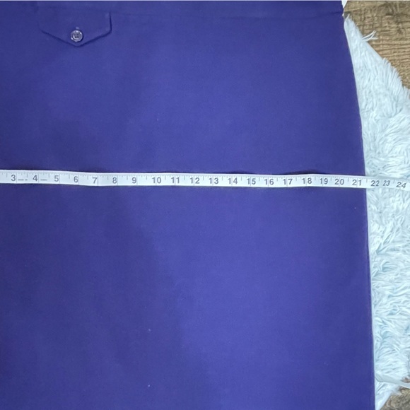 - Dressbarn skirt size 14 - Picture 7 of 11